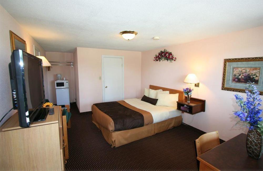 Campbellford River Inn Eksteriør billede