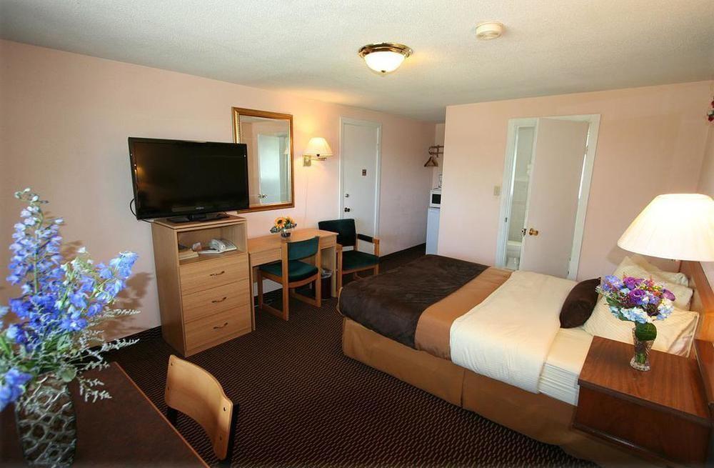 Campbellford River Inn Eksteriør billede