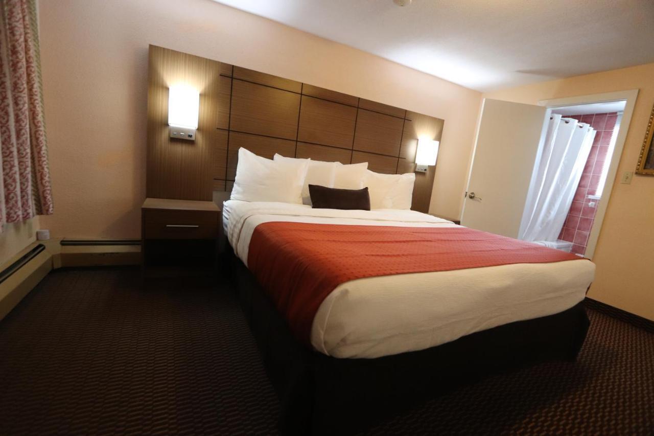 Campbellford River Inn Eksteriør billede